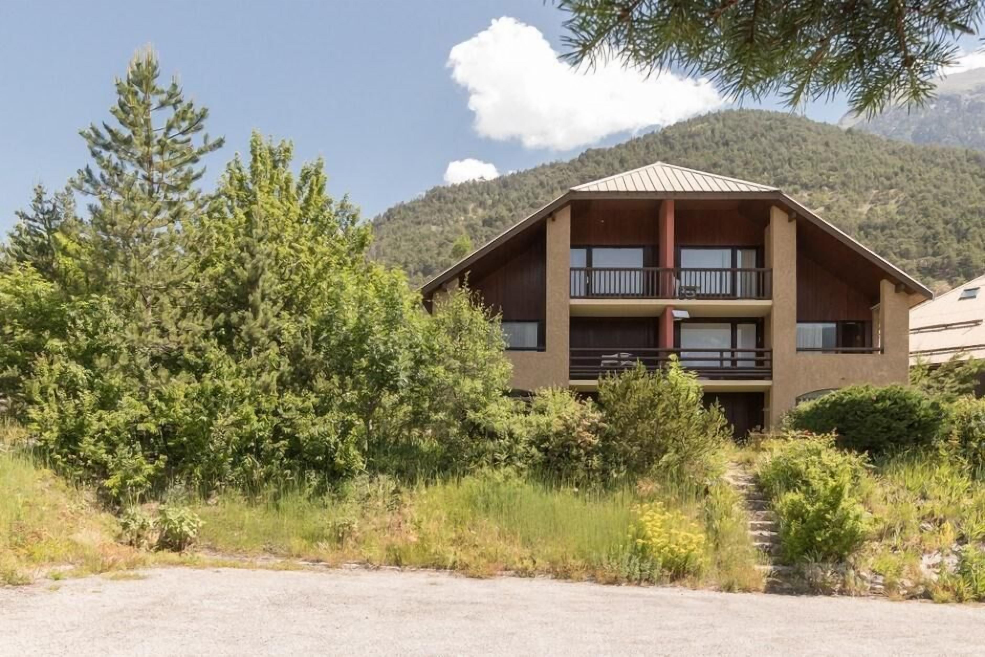 2ème étage, vue montagne, balcon, parking, casier à ski, 43m², Pelvoux