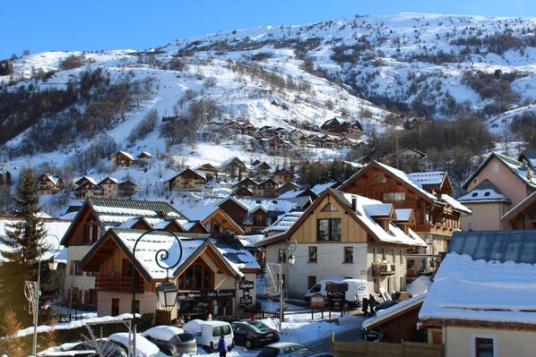 Exterior - 50m from ski slopes, 2nd floor, balcony, tv, ski locker, 30m², Valloire (Valloire)