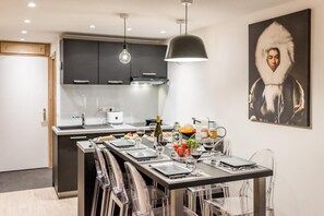 Dining - 20m from resort center, 6th floor, balcony, tv, ski locker, 50m², Tignes (Tignes)