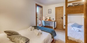 3 室のベッドルーム、WiFi