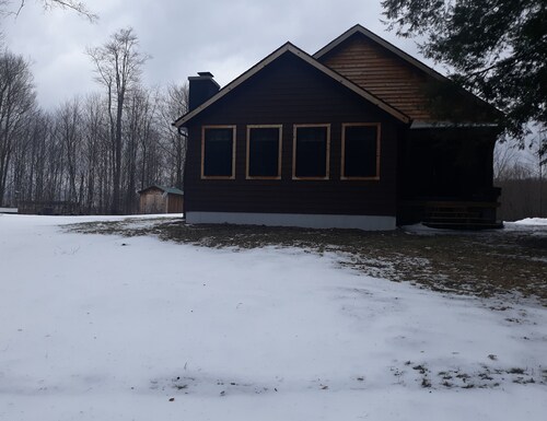 QUIET COUNTRY SETTING