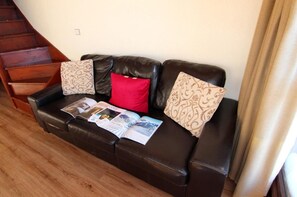 Living area - 200m from ski slopes, 5th floor, balcony, ski locker, 36m², Val Thorens (Val Thorens)