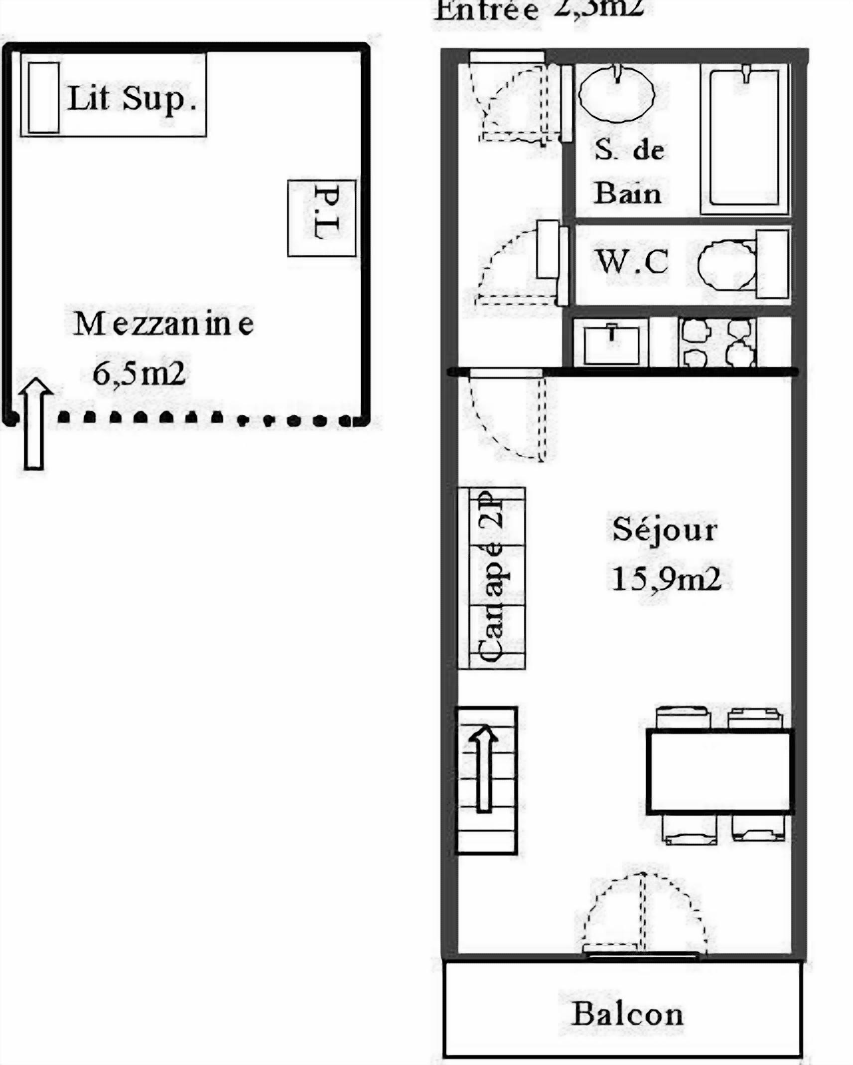 Un hôtel dont l’agencement comprend une mezzanine de 6,5 m², un salon de 15,9 m², un balcon et un hall d’entrée de 2,3 m².