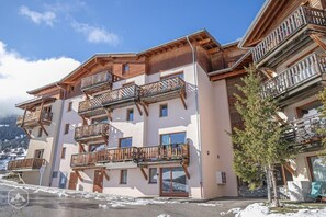 Exterior - 10m from ski slopes, 1st floor, balcony, tv, ski locker, 40m², Aussois (Aussois)