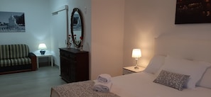 Free WiFi, bed sheets