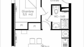 A hotel floor plan with a balcony, a dining area, a WC, a bathroom, and a living room. - 10m from ski slopes, floor -1, balcony, tv, 31m², Aussois (Aussois)