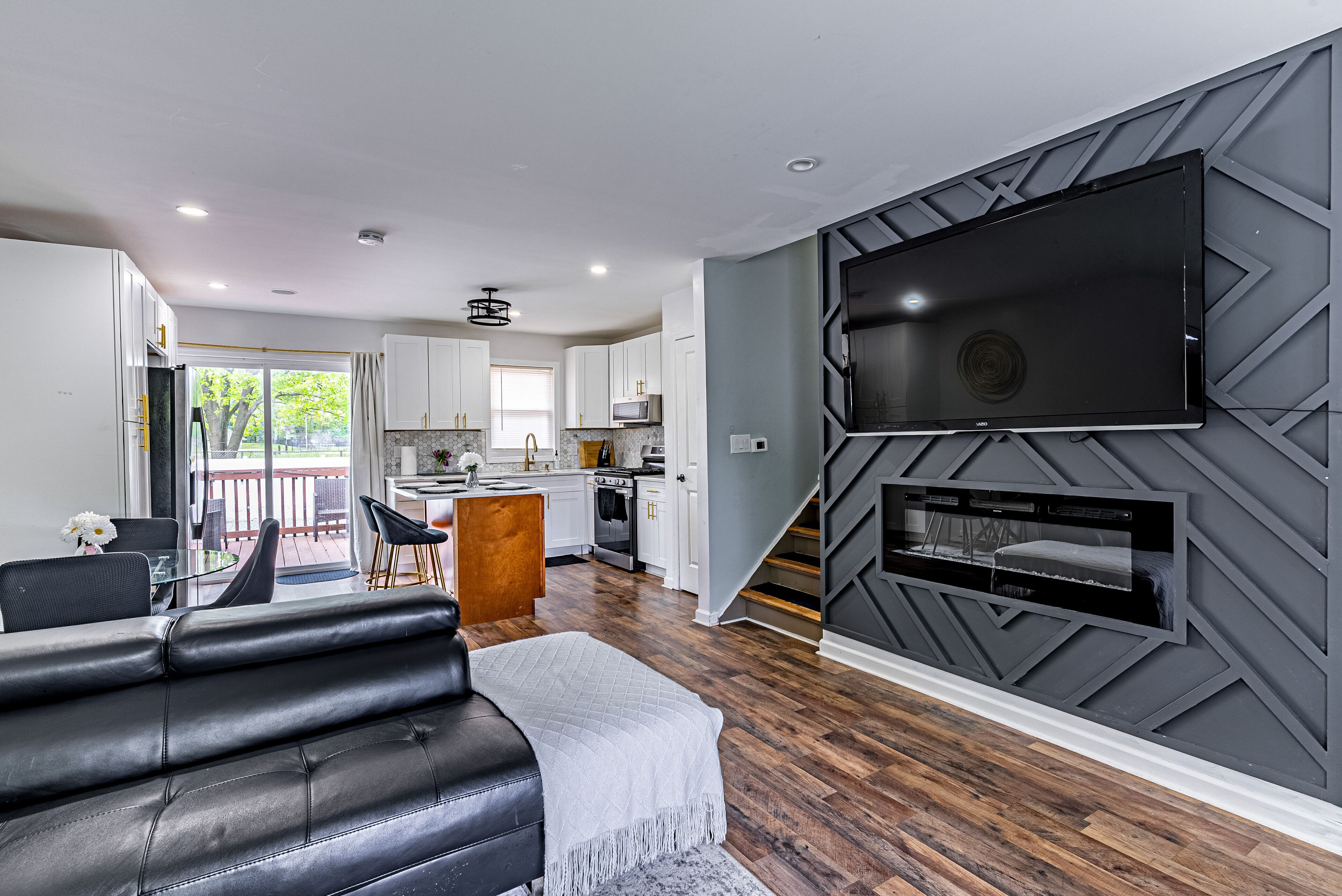 Queen City BNB Sleeps 13