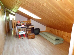 3 bedrooms, WiFi