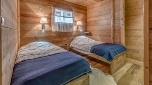 3 bedrooms, WiFi, bed sheets - 150m from ski slopes, 3rd floor, balcony, tv, ski locker, 71m², Tignes (Tignes)