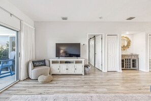 تلفزيون ذكي