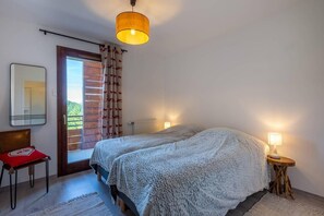 1 室のベッドルーム、WiFi