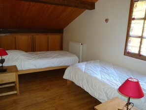 1 bedroom, WiFi - 200m from resort center, 2nd floor, balcony, tv, 42m², Champagny-en-Vanoise (Champagny-en-Vanoise)