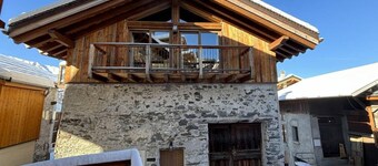 Chalet, wifi, 300m from resort center, fitness, sauna, terrace, balcony, fireplace or stove, parking