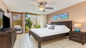 1 bedroom, iron/ironing board, WiFi, bed sheets - Beach Cozy North Shore Turtle Bay Condo (Kahuku)