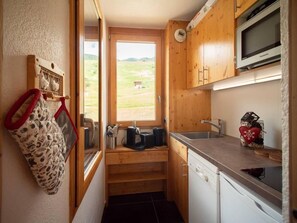 Frigorifero, microonde, lavastoviglie