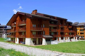 Exterior - Ground floor, terrace, ski locker, 27m², Valmorel (Valmorel)
