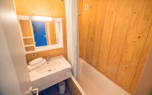 Bathtub - 10th floor, view panoramic, balcony, ski locker, 27m², Valmorel (Valmorel)