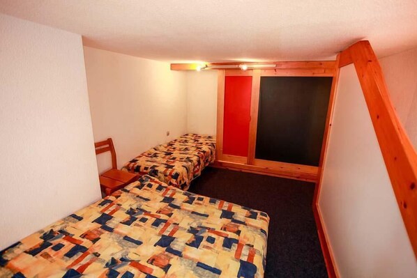 WiFi - 100m from resort center, 3rd floor, balcony, tv, 28m², Les Arcs (Les Arcs)