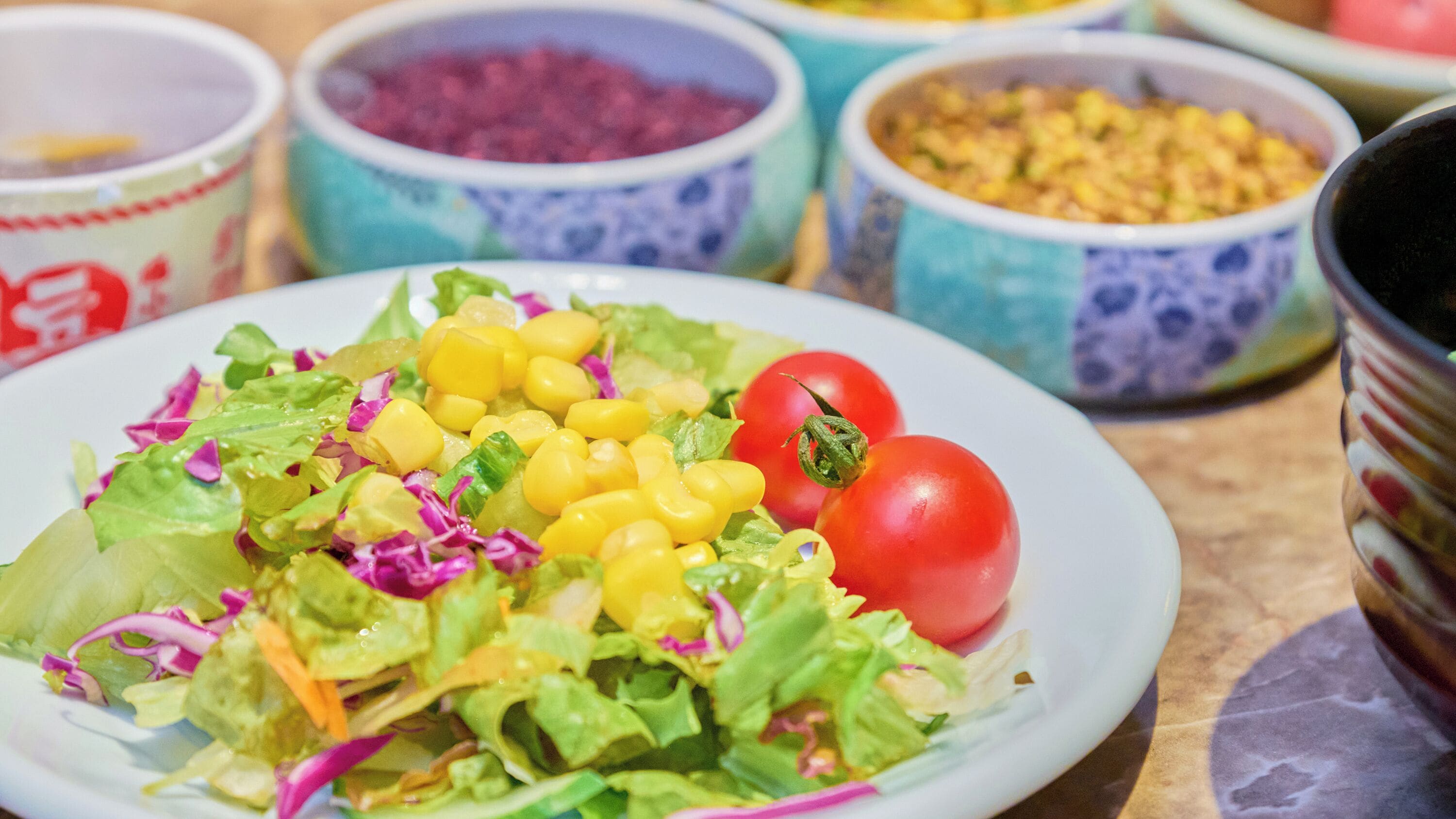 daily buffet breakfast (jpy 1400 per person)