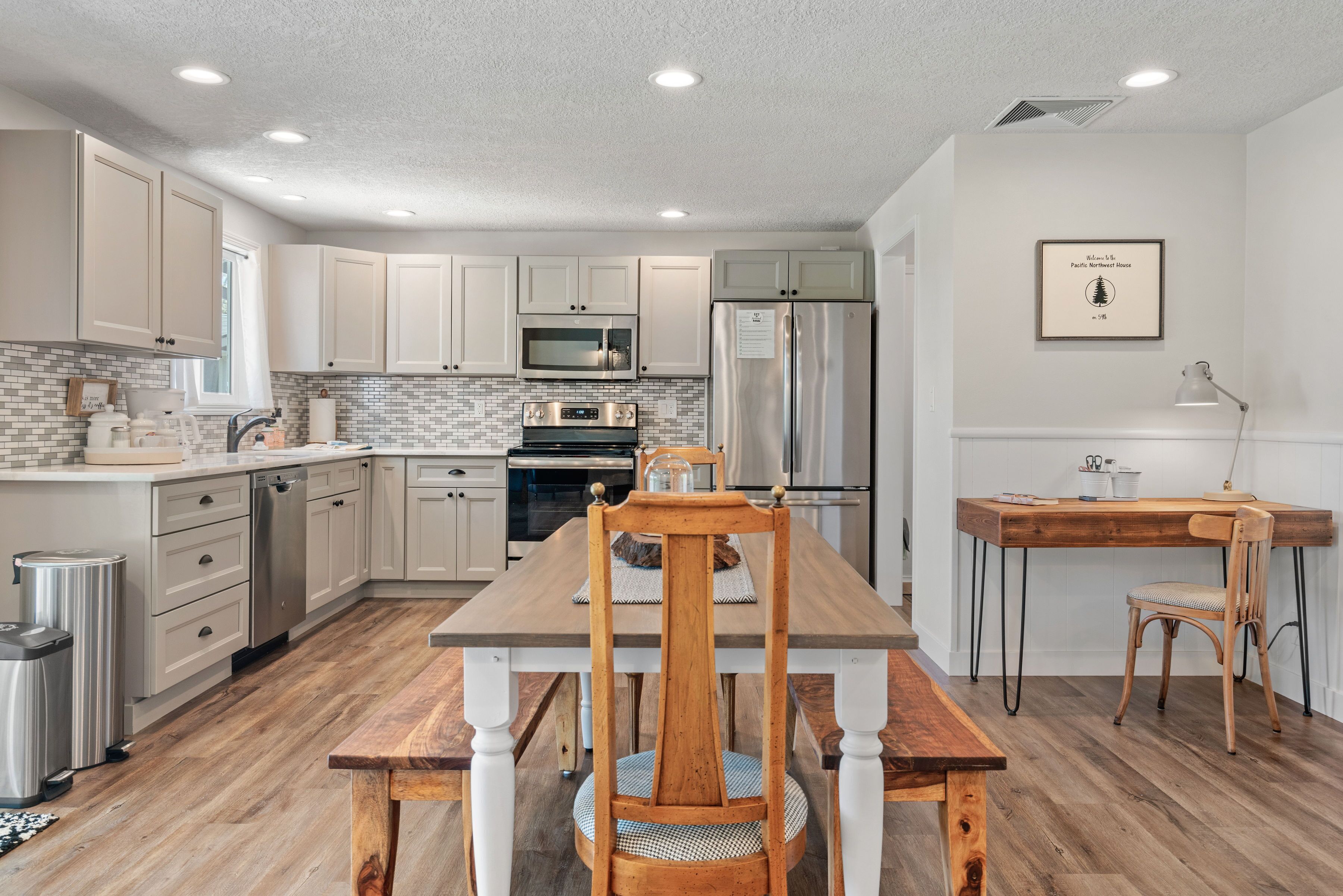 The Pacific Northwest House near Salem, OR