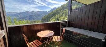 300m from resort center, floor -4, balcony, tv, 24m², Pra Loup