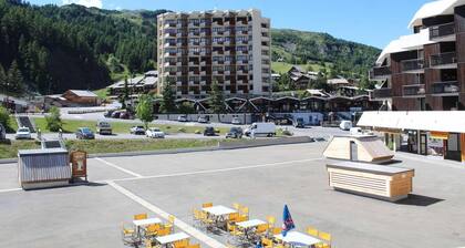 Bis 100m skipiste, 1te Etage, balkon, fernseher, schließfach für die skier, 38m², Vars