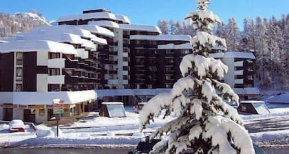 Bis 100m skipiste, 1te Etage, balkon, fernseher, schließfach für die skier, 38m², Vars
