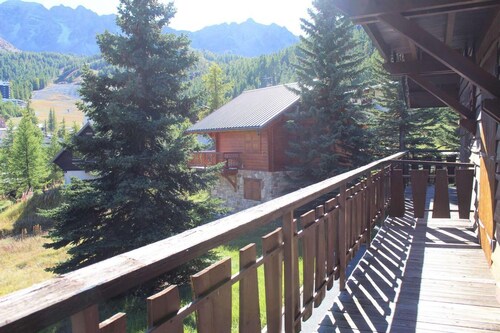 150m du centre station, 1er étage, balcon, télévision, casier à ski, 38m², Vars