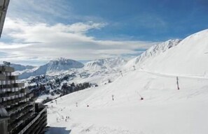 Snow and ski sports - 10m from ski slopes, terrace, television, ski locker, 17m², La Plagne (La Plagne)