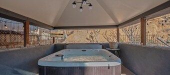 Cozy Cottage Getaway 