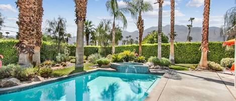 屋外プール、温水プール