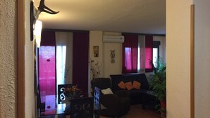 Unclassified image, 4 of 17, button - Two Bedroom Apartment in Spain (Torremolinos)