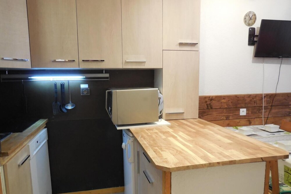 50m from ski slopes, 2nd floor, balcony, tv, ski locker, 26m², Montchavin La Plagne