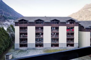 Exterior - 1st floor, balcony, tv, 28m², Brides Les Bains (Brides-les-Bains)