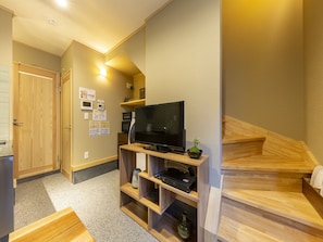 1 habitación, escritorio, wifi gratis y ropa de cama