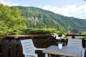 Outdoor dining - 300m from resort center, Ground floor, view mountain, tv, 26m², Le Grand Bornand (Le Grand-Bornand)