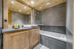 Dusche, Haartrockner