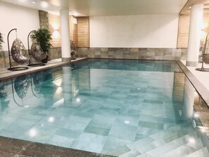Piscine couverte, piscine chauffée
