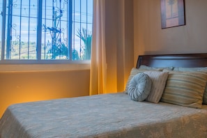 2 bedrooms, Internet, bed sheets - Dog-friendly home w/ WiFi, mtn view, & private washer/dryer - walk to the beach (Playa Hermosa)