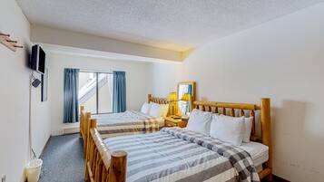 1 chambre, fer et planche Ă repasser, accĂšs Internet, draps fournis