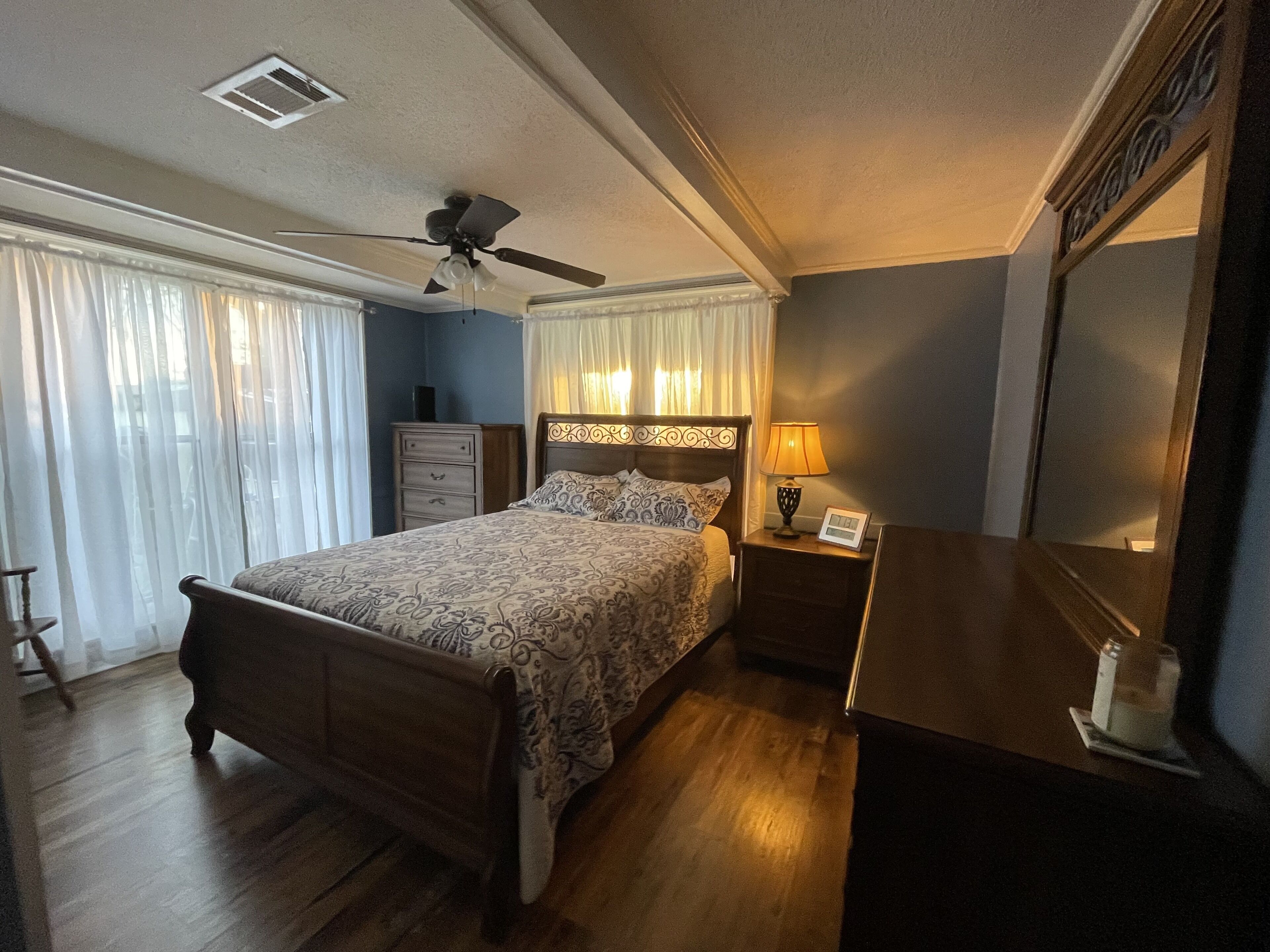 Cornfields and Cane - Retreat and relax on beautiful Cane River Lake.