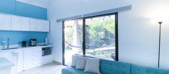 Renovated Apartment with High-Speed WiFi & Shared Pool/Spa - Snowbird-Friendly