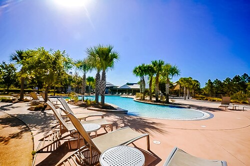 Dog-friendly home & casita with pool & beach access, central AC, & W/D