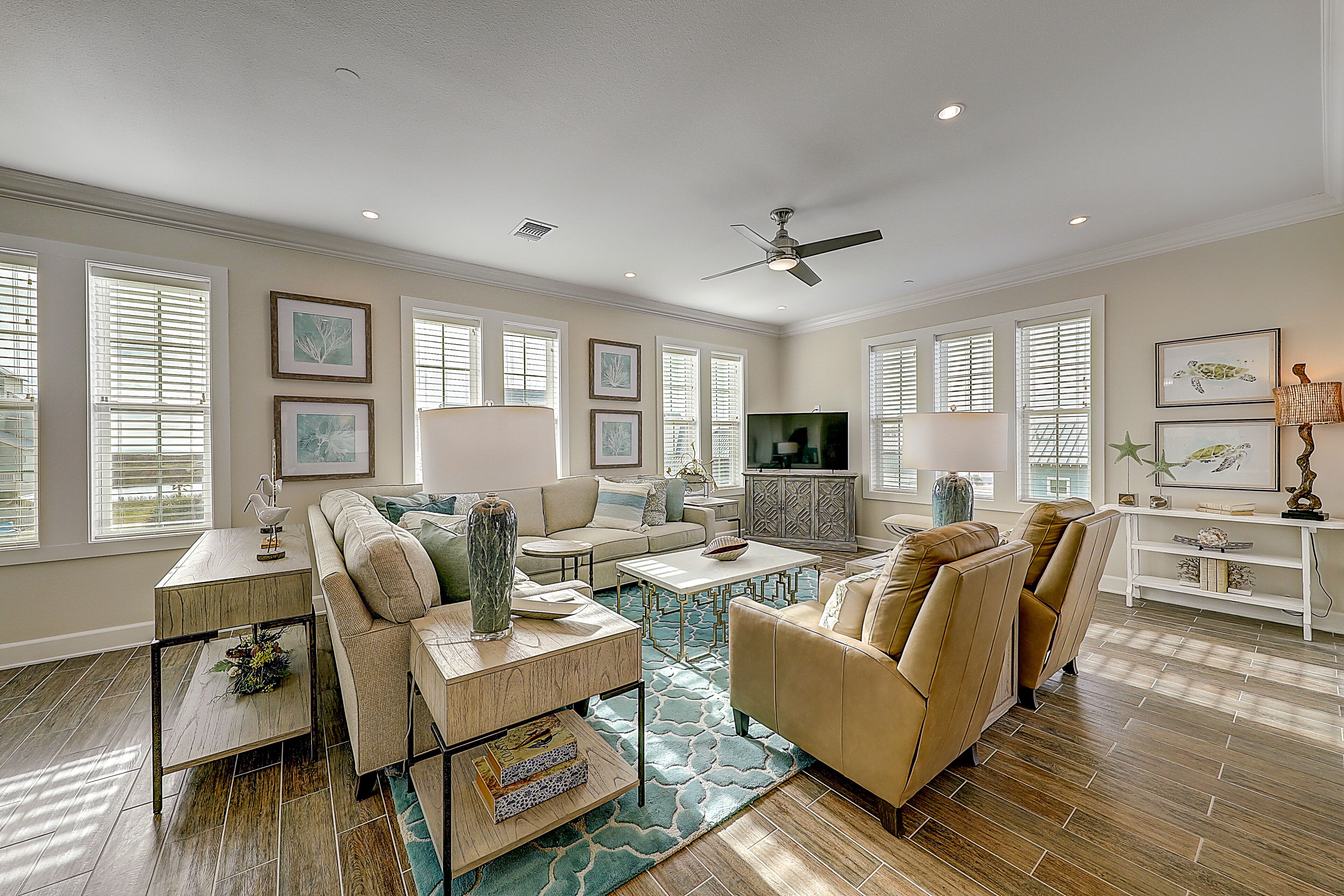 3rd-Floor Resort Condo Near Beach w/Balcony, Shared Heated Pool & Golf On-Site