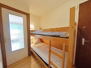 WiFi - Floor -1, view mountain, terrace, tv, 22m², Le Grand Bornand (Le Grand-Bornand)