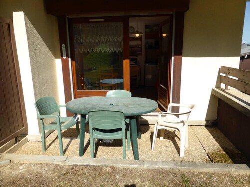 Ground floor, terrace, parking, tv, ski locker, 34m², Combloux