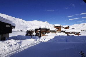 Exterior - Chalet, view lake, fireplace or stove, tv, ski locker, 180m², Tignes (Tignes)