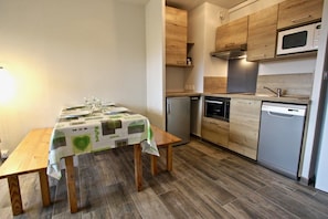 Fridge, microwave, dishwasher