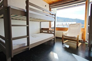 1 bedroom - 100m from resort center, 2nd floor, balcony, tv, ski locker, 45m², Chamrousse (Chamrousse)