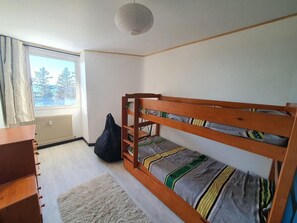1 bedroom